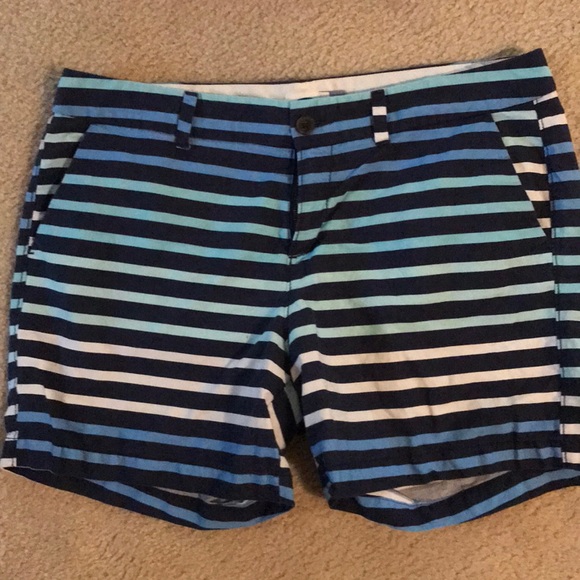 4 like new ladies size 14 shorts old navy and NYC.     SOLD.   SOLD.    SOLD. - Picture 7 of 8